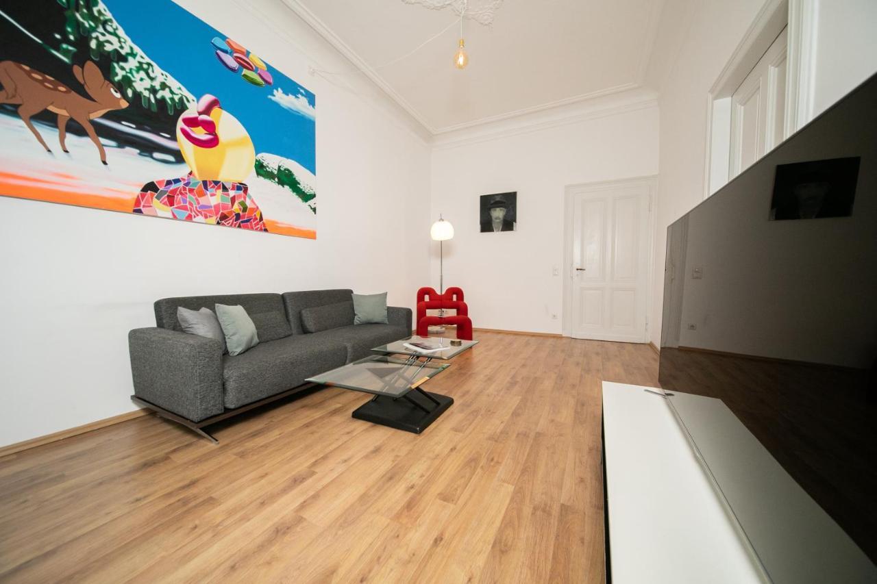 White 60 Qm Apartment - Zentral - Balkon - Messe دوسلدورف المظهر الخارجي الصورة